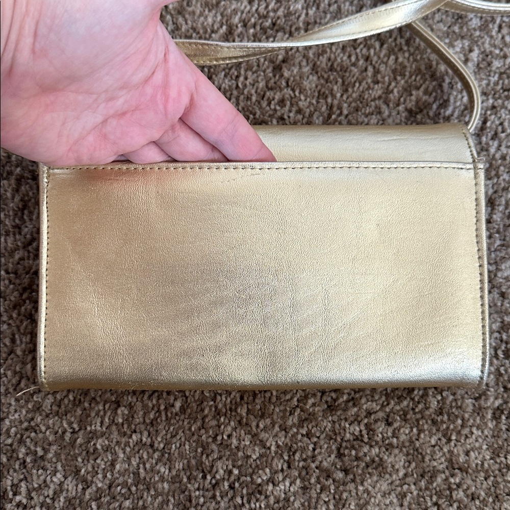Warren Reed Gold Crossbody Bag - Picture 6 of 10